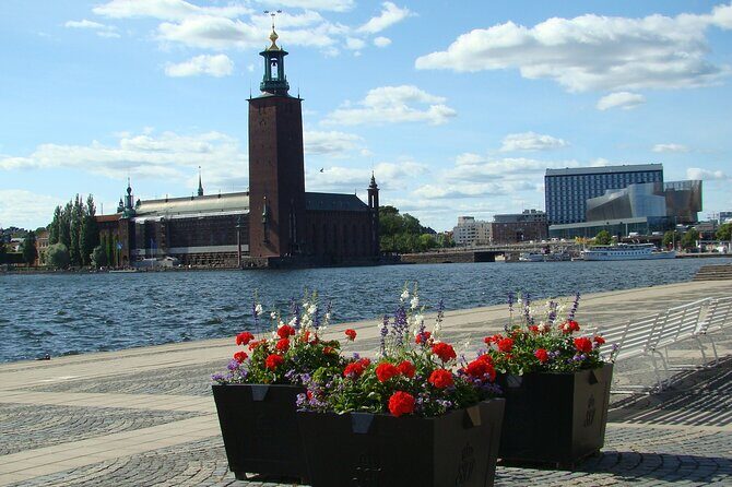 Beautiful Stockholm Small Group Walking Tour - Slottsbacken and Palace Chapel: Bernadotte stories you can spot