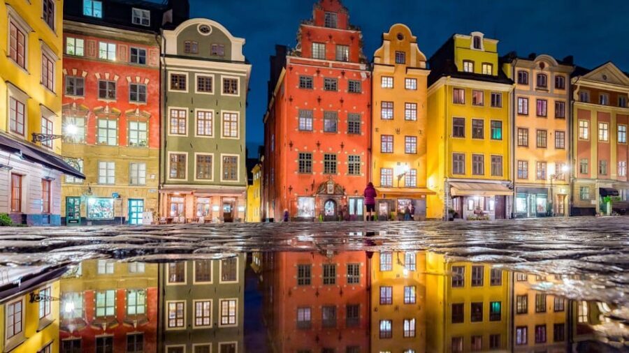 Best of Stockholm: Private Walking Tour with a Local - Gamla Stan cobblestones and Royal Palace area time