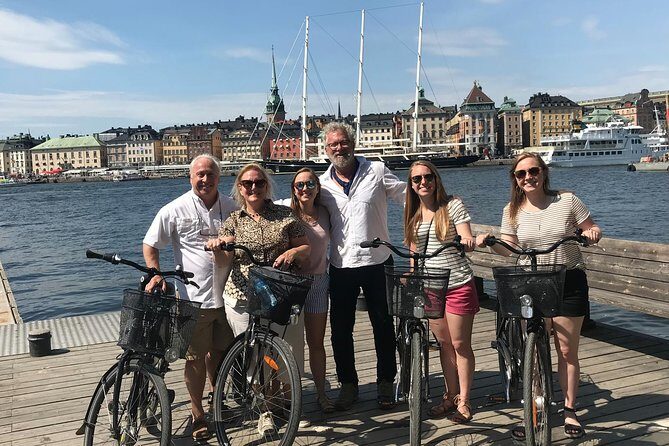 Best Stockholm Bike Tour. English, French or Spanish! - The bike, the pace, and how rain (sometimes) changes the vibe