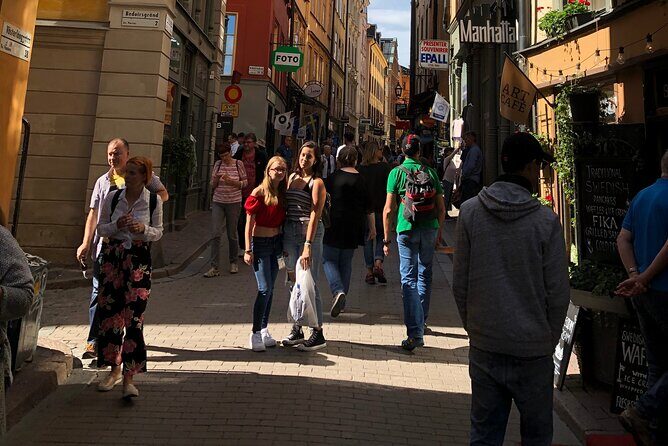 Bloody Stockholm 2h - ghosts, horror and Dark Folklore Tour - Prästgatan: the lane that once sounded like Hell