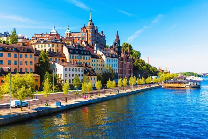 Classic Stockholm Small Group Walking Tour | 3 Hours - Helgeandsholmen politics walk: Riksdagshuset to Rosenbad