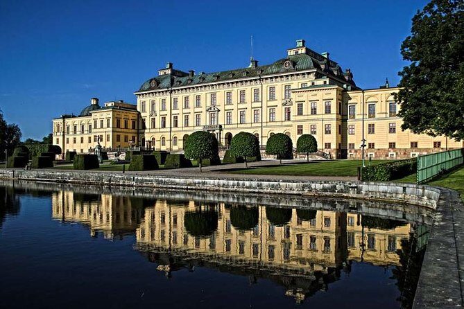 Drottningholm Palace Private Guided Tour - Chinese Pavilion: Swedish Rococo meets imported China