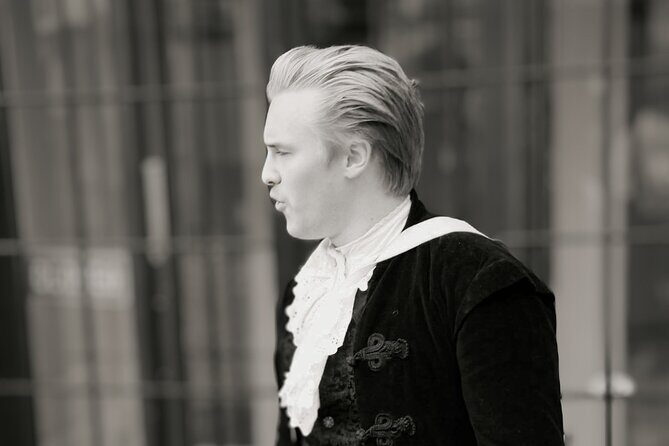 Guided Ghost Tours with Actors From Stockholm - What This Ghost Tour Feels Like at Night in Stockholm