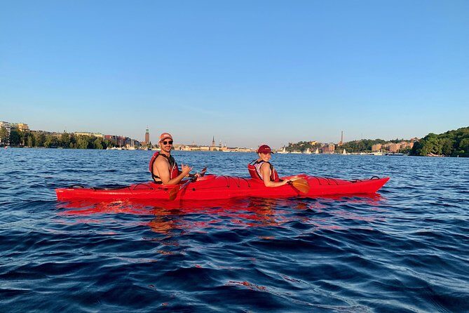 Guided Kayak Tour in Central Stockholm - Meeting at Karlbergs strand 6A: Getting Started Fast