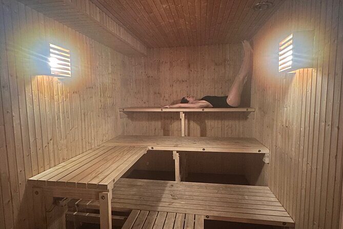 Icebathing and Sauna, Forest Hike and Fireplace Lunch - Private - A short drive outside Stockholm into pine-quiet