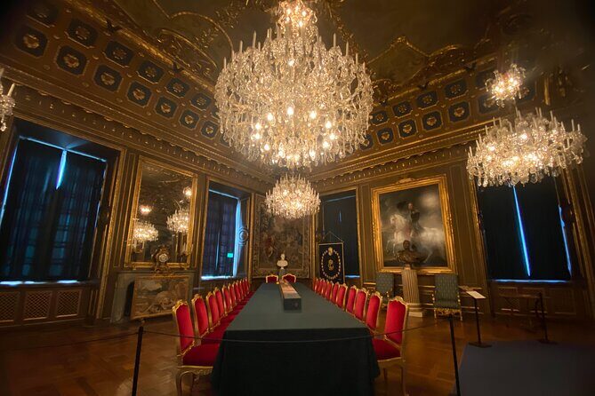 Inside The Crown: Stockholm Royal Palace Private Guided Tour - Getting real value from a private English guide (and why the names matter)