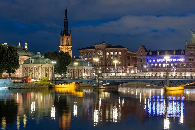 Magical "Stockholm by Night" Photo Walk - Fika break: why the coffee matters to the photos