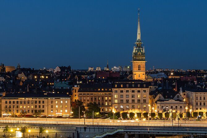 Magical "Stockholm by Night" Photo Walk - Low-light technique: what you’ll practice in real streets
