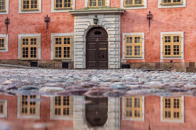 Private Golden Hour Photo Walk in Stockholm - Value and price: does $163.03 make sense?