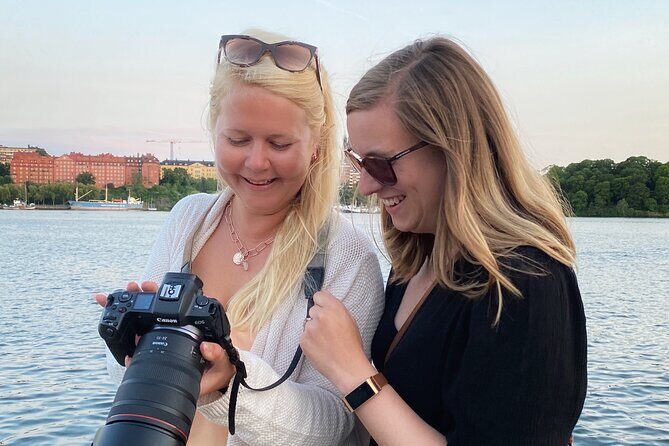 Private Golden Hour Photo Walk in Stockholm - The 3-hour rhythm: what your evening walk feels like