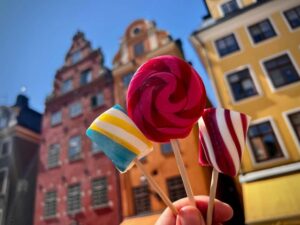 Secret Walking Food Tour Stockholm Old Town - The first bite: a food cart start that gets you into Swedish mode