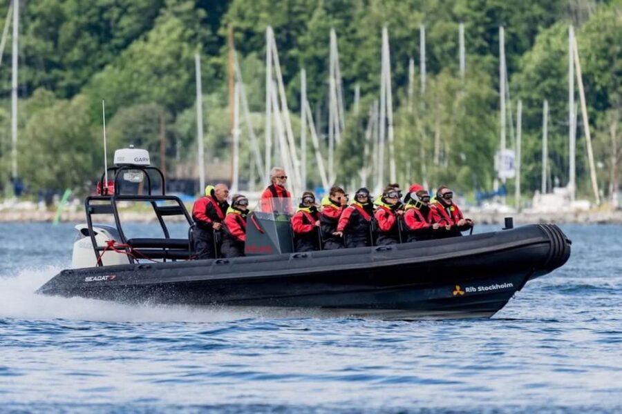 Stockholm: 2-Hour RIB Speed Boat Tour of the Archipelago - The Vaxholm Fortress moment and the bridges on the way back