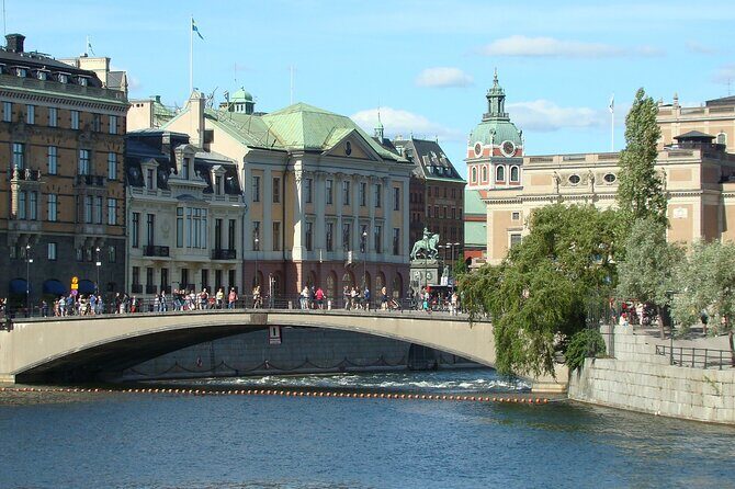 Stockholm- A Beauty On The Water: Old Town Walking Tour and Boat Trip Combined - Where This Tour Fits in Your Stockholm Day