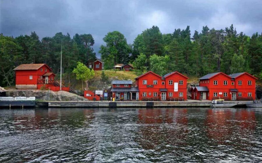Stockholm: Archipelago Boat Tour - Tegelön: the highlight that makes photos look better than expected