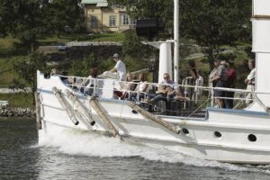 Stockholm Archipelago Cruise with Guide - Sailing toward Vaxholm: when the islands feel real