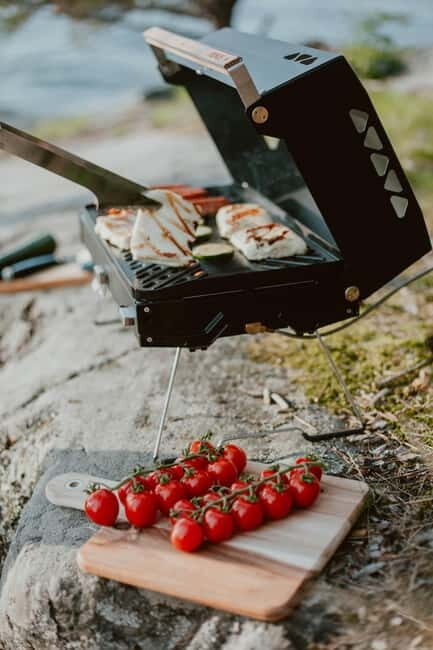 Stockholm: Archipelago Islands Kayak Tour and Outdoor Picnic - What’s included: gear, food, photos, and bathrooms
