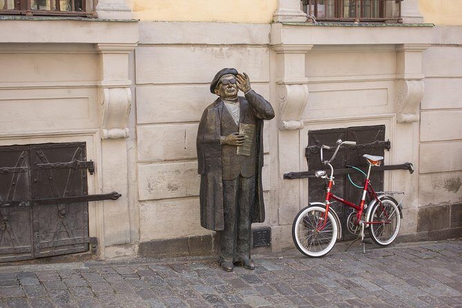 Stockholm Art Tour with a Local Expert: 100% Personalized & Private - Meeting at Espresso House and planning your 3-hour route