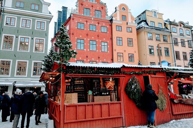 Stockholm Christmas Tour and Food Tasting Experience - Skeppsbrokajen promenade: the story behind the world’s tallest natural tree