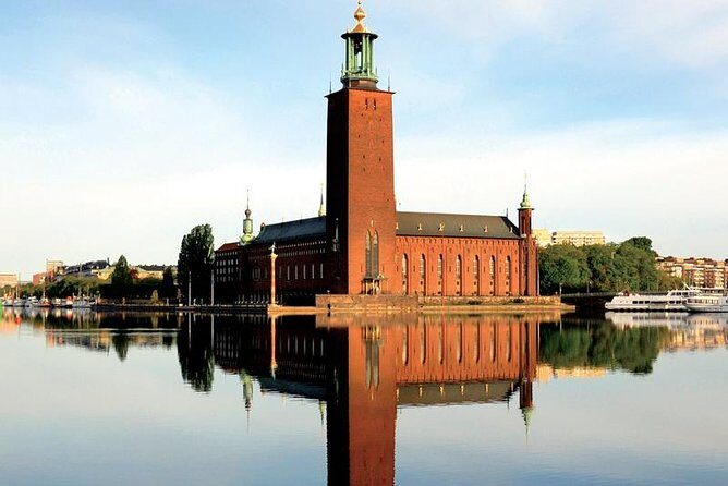 Stockholm City Tour + VAASA Museum VIP car (private service) - Private Stockholm by car: how you see more with less hassle