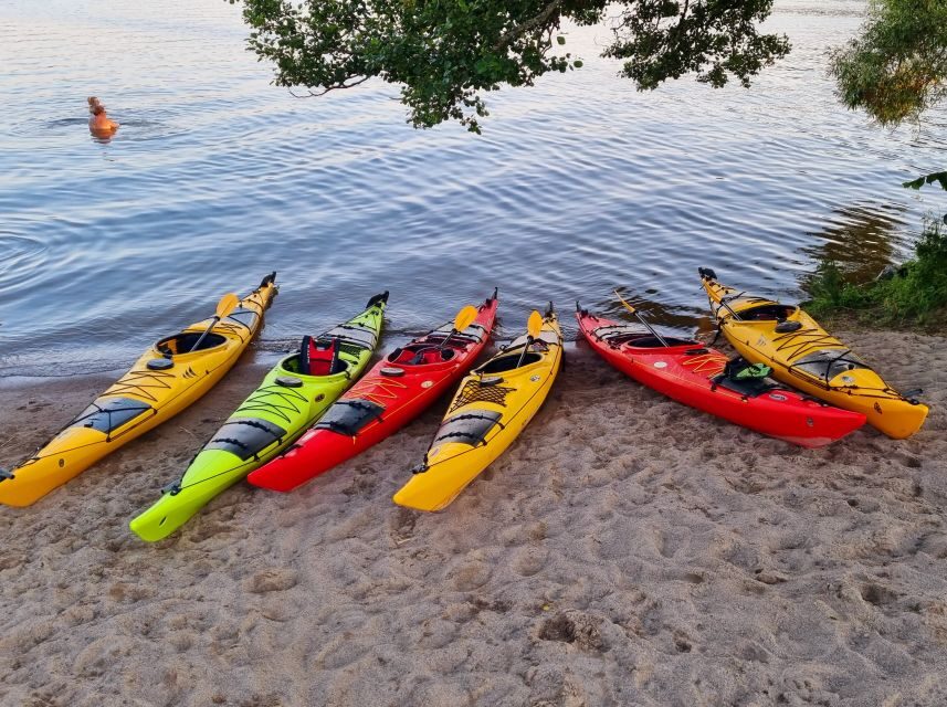 Stockholm: Guided Kayak Tour to Drottningholm Royal Palace - The short drive from Riddarholmen and what happens before you paddle