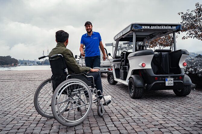 Stockholm Highlights: Private Golf Cart Tour - Meeting at Skeppsbron and what the ride is like