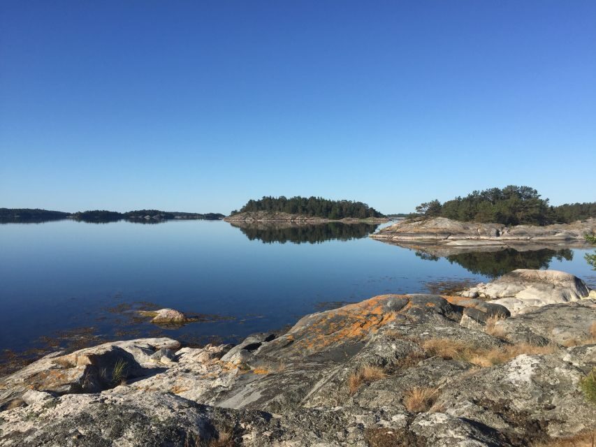 Stockholm: Morning Kayak Tour in the Archipelago with Lunch - The main kayak legs: 12–18 km of island time