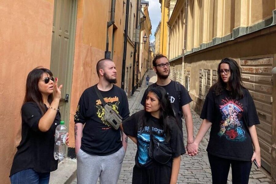 Stockholm: Must-See Attractions Walking Tour with a Guide - Riddarholmen: 17th-century palaces on the water