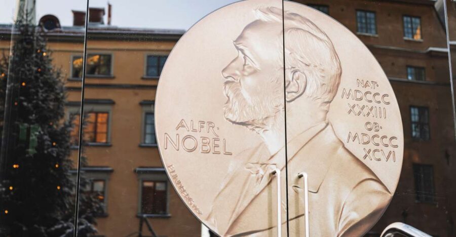 Stockholm: Nobel Prize Museum and Exhibition Entry Ticket - Guided tours included: how to use them without feeling rushed