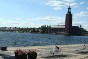 Stockholm Old Town and the Vasa Museum, a Small Group Walking Tour. - The game plan: 10 people, about 3 hours, and manageable walking