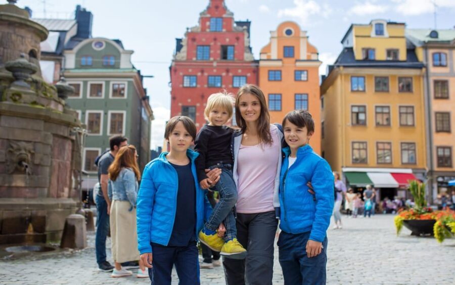 Stockholm: Old Town Highlights Private Walking Tour - Why Gamla Stan makes more sense with a private guide