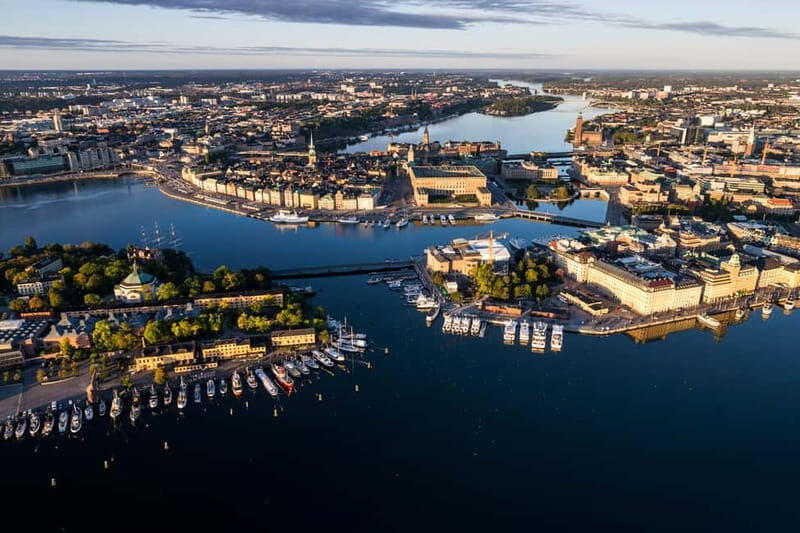 Stockholm: Old Town Historical Walking Tour - Group size and the Kiki effect: asking questions without losing the plot