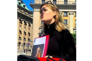Stockholm: Old Town Walking Tour with Local Guide - Gamla Stan’s First Stops: German Church and Medieval Street Rhythm