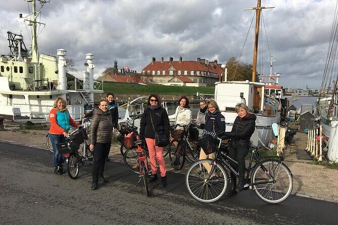 Stockholm Private Custom Walking Tour with A Guide (Private Tour) - Gamla Stan and City Hall: a classic route with built-in flexibility