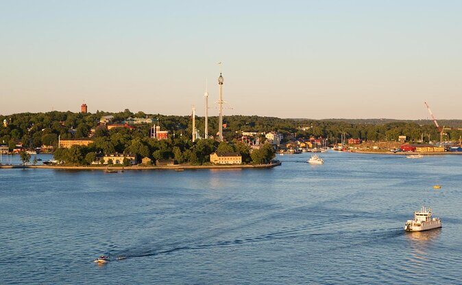 Stockholm Royal Djurgården Boat Tour - Meeting At Södra Blasieholmshamnen: Simple Start, Real-Life Timing