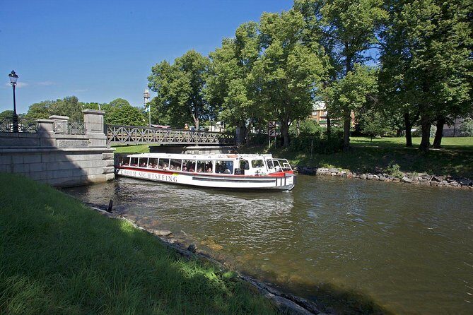 Stockholm Royal Djurgården Boat Tour - Djurgården Canal and the Island Feel: A Green Break From the City