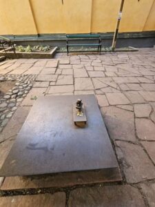 Stockholm: Secrets of Gamla Stan Guided Tour w/ Fika Option - Meeting at Postmuseum: where your bearings click