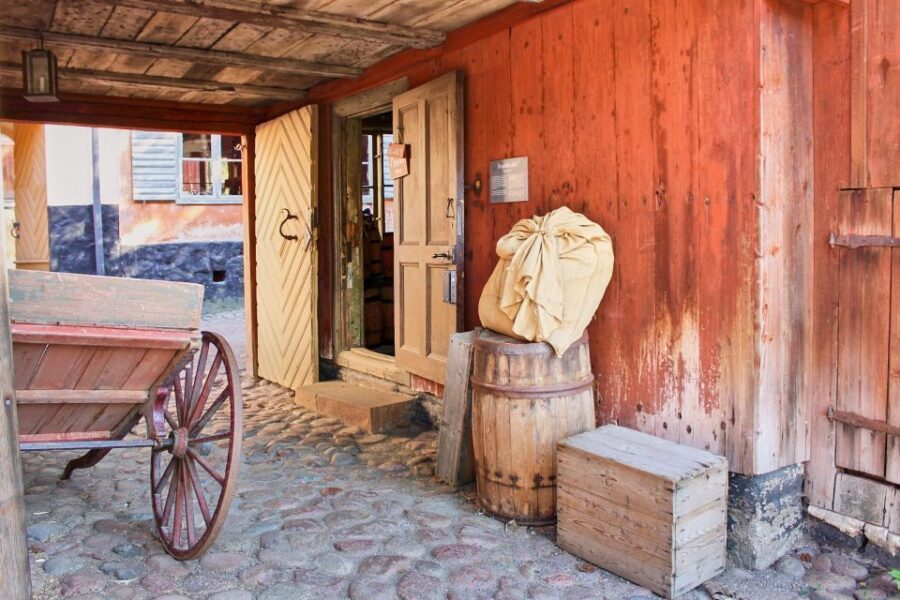 Stockholm: Skansen Open-Air Museum Admission Ticket - Should you book Skansen admission?