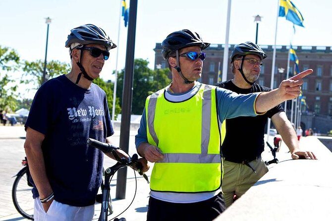Stockholm: Södermalm E-Bike Tour - Guides who make small details click