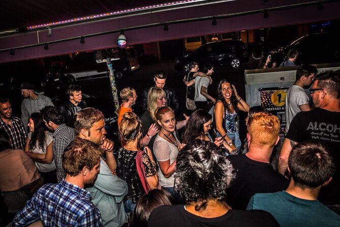Stockholm: The Original Pub Crawl with Shots + VIP Club Access - Group size and pace: why some people leave earlier than expected