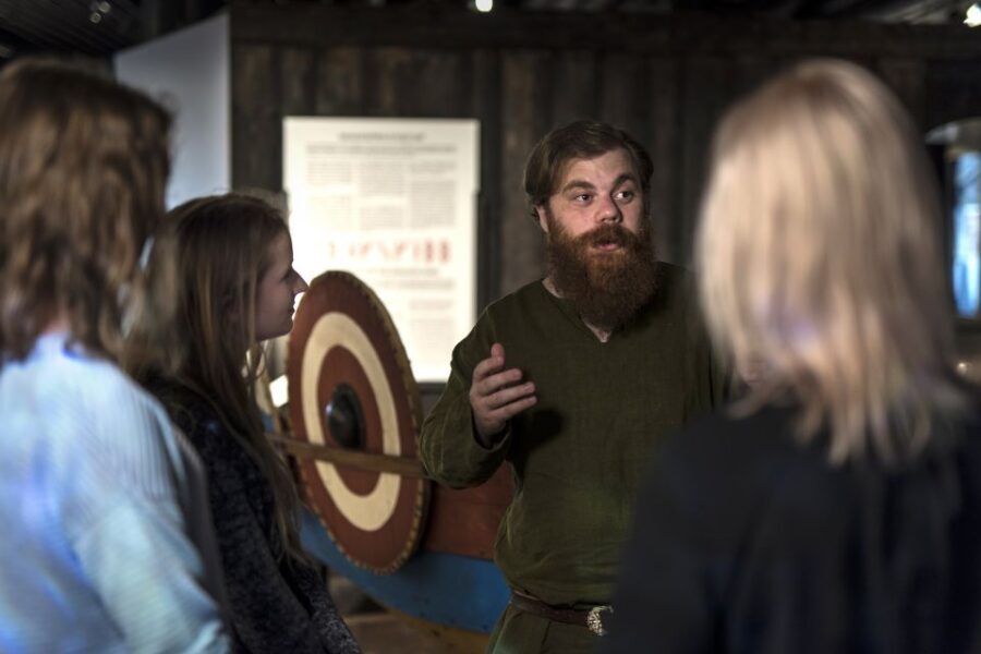 Stockholm: The Viking Museum Exhibition and Viking Ride - Guided tours in Swedish or English: why the live layer matters