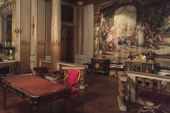 Stockholm Top attractions all-inclusive Gran Tour - Drottningholm gardens and the symmetry walk