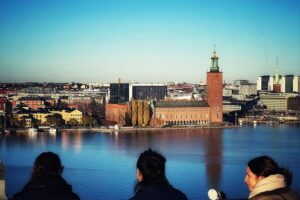 Stockholm Walking Tour – Gamla Stan Highlights - Riddarholmen Church: A Quiet Island Stop With Heavy Meaning