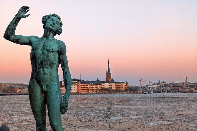 Stockholm Walking Tour – Gamla Stan Highlights - Prästgatan in Gamla Stan: Cobblestones, Colorful Houses, and Fika Territory
