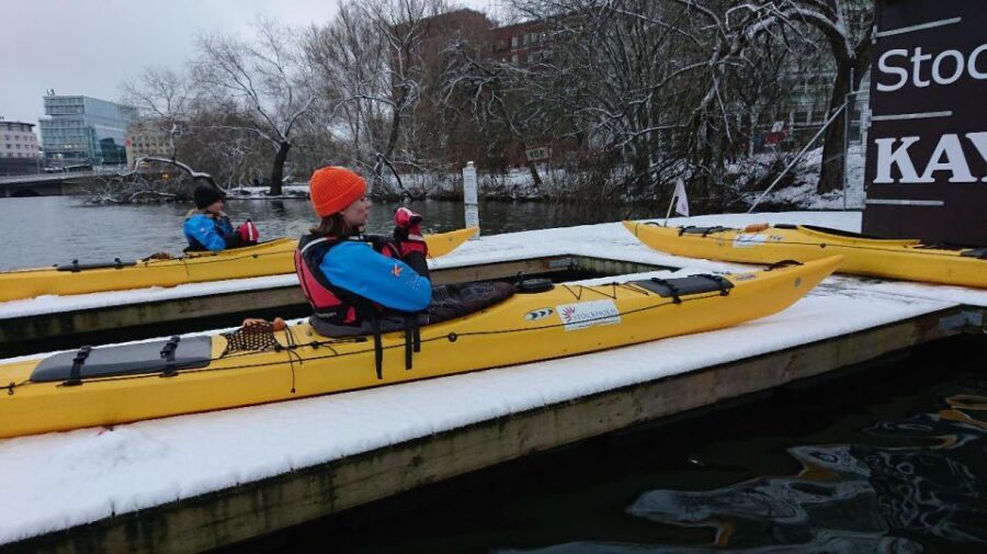 Stockholm: Winter City Kayaking Tour - Who this Stockholm winter kayak tour is perfect for