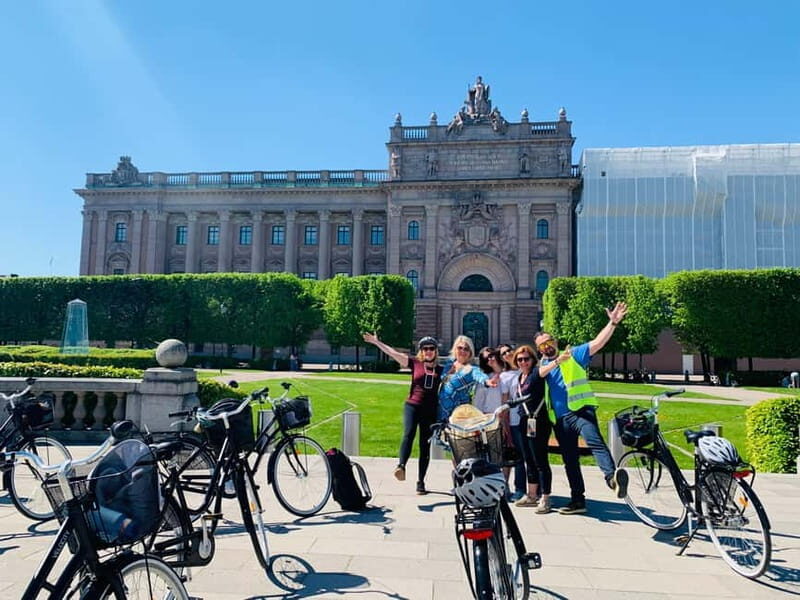 Stockholm's Best Bike Tour! (English / Deutsch) - Why Stockholm Looks Different From 2 Wheels