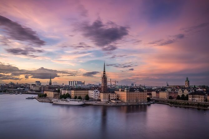 Stockholm's Festive Sights And Christmas Lights - Stop 2: Christmas Markets, Gifts, Mulled Wine, and Festive Food
