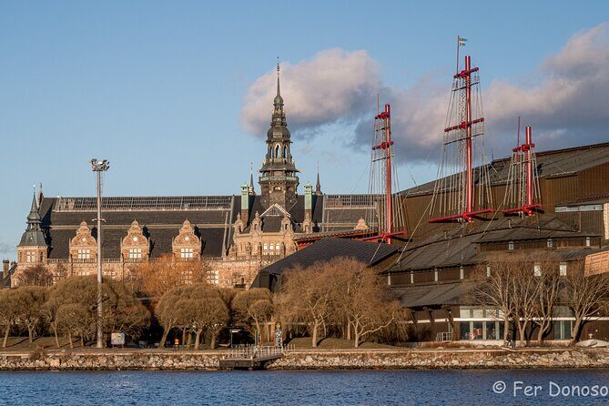 The Vasa Museum: From Depth to Royal Glory -Private Tour - Meeting point reality: start clean, end relaxed