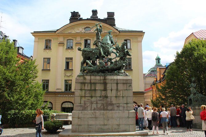 Walking Tour of Stockholm Old Town - Comfort, Shoes, and Weather Reality